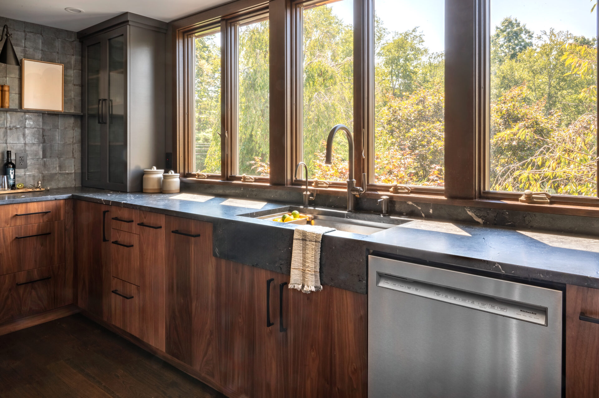 02-Services-Portfolio